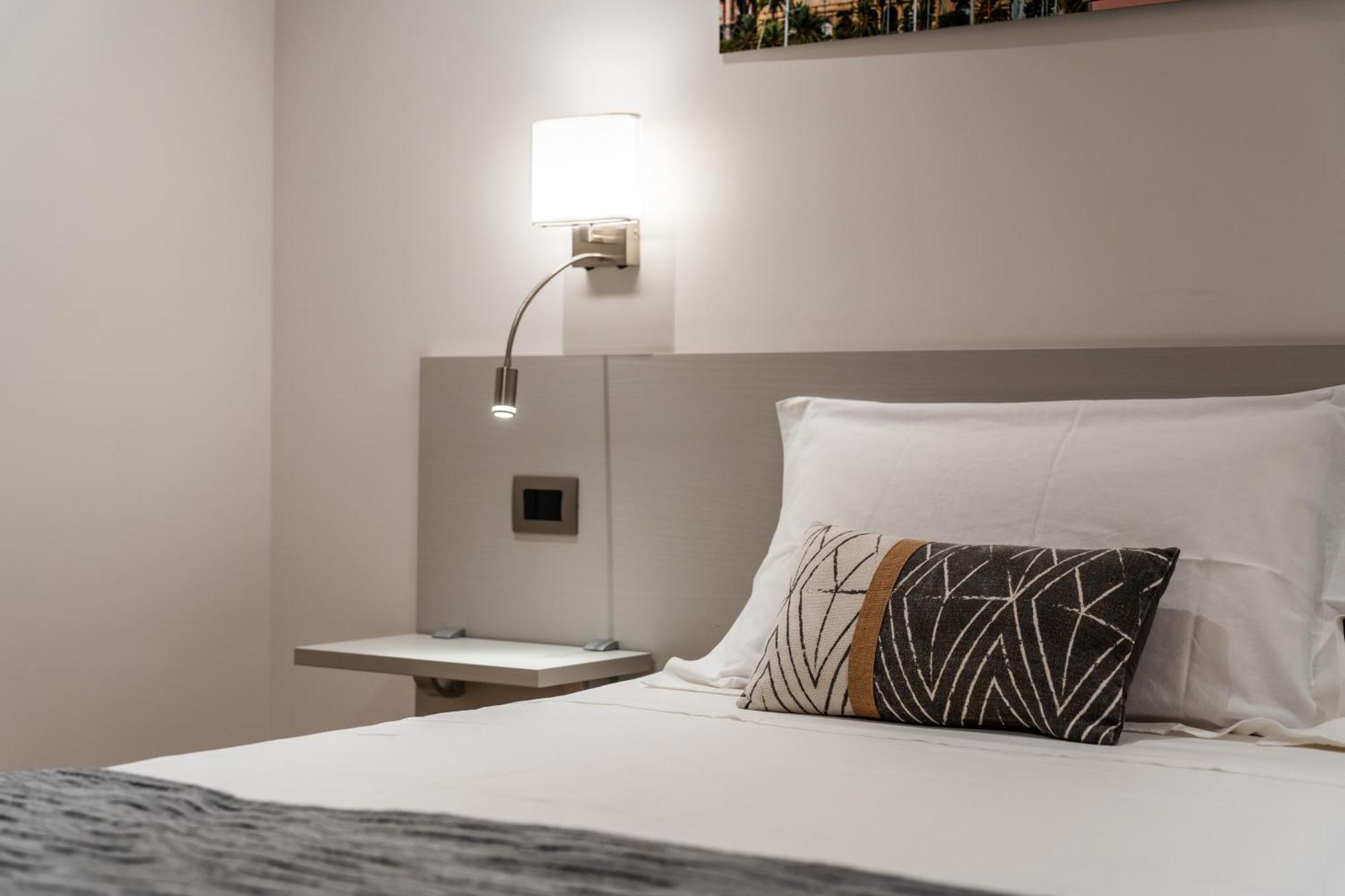 The Inga Rooms Marina Cagliari Exterior photo
